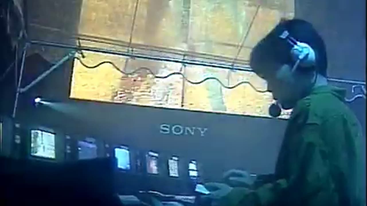 TV WAR