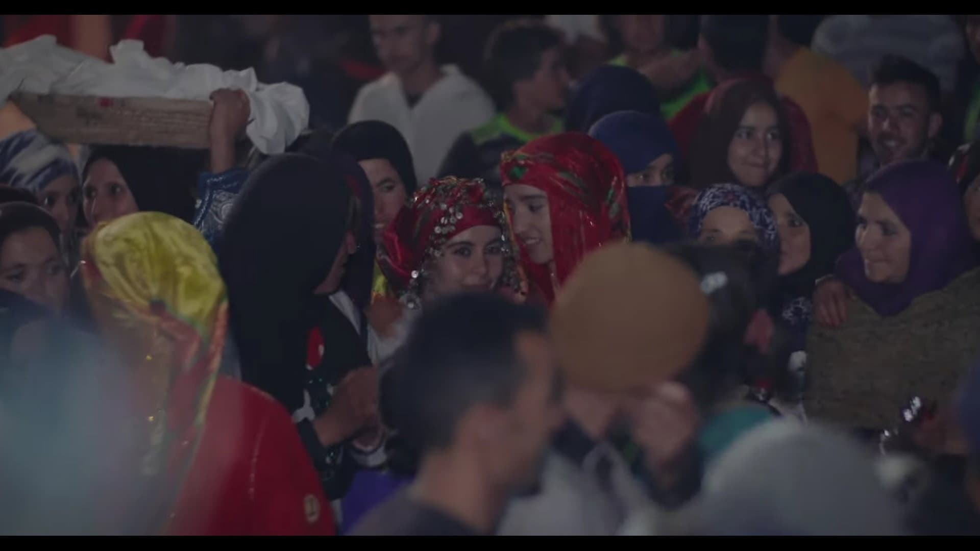 في زاوية أمي