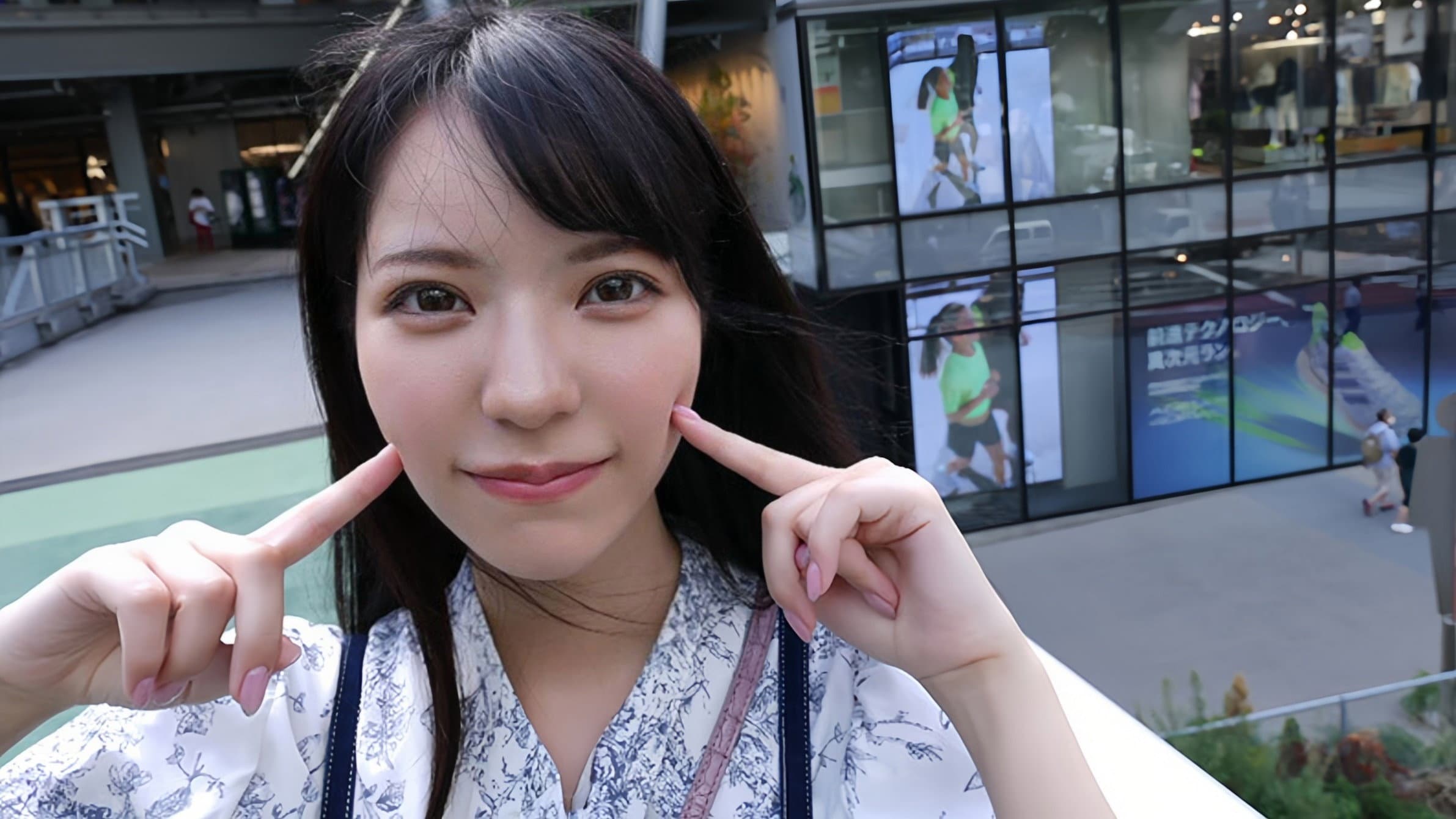 SONE-080 The beautiful college girl I work at part-time is serious about her job, but she loves sex to death. Kokoro Asano