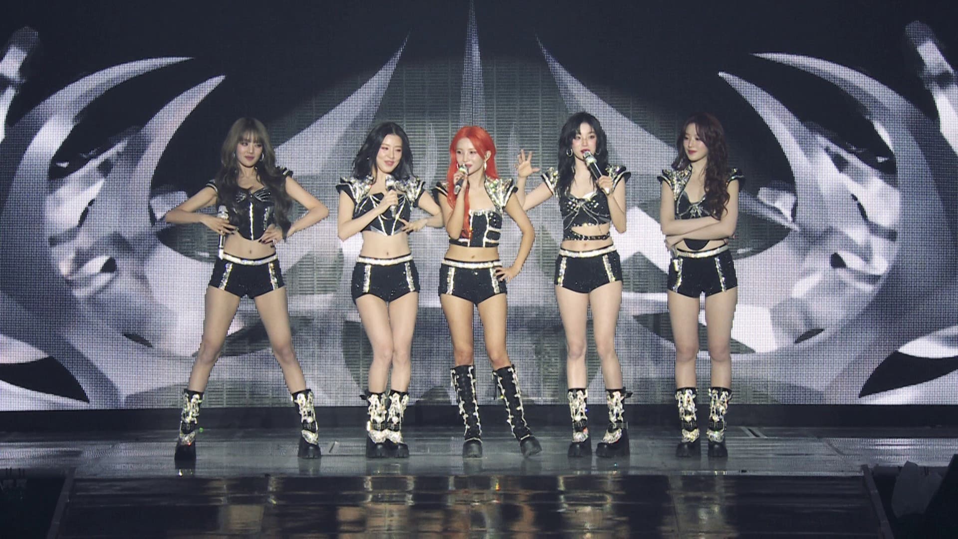 (G)I-DLE - 2024 (G)I-DLE WORLD TOUR [iDOL] IN SEOUL