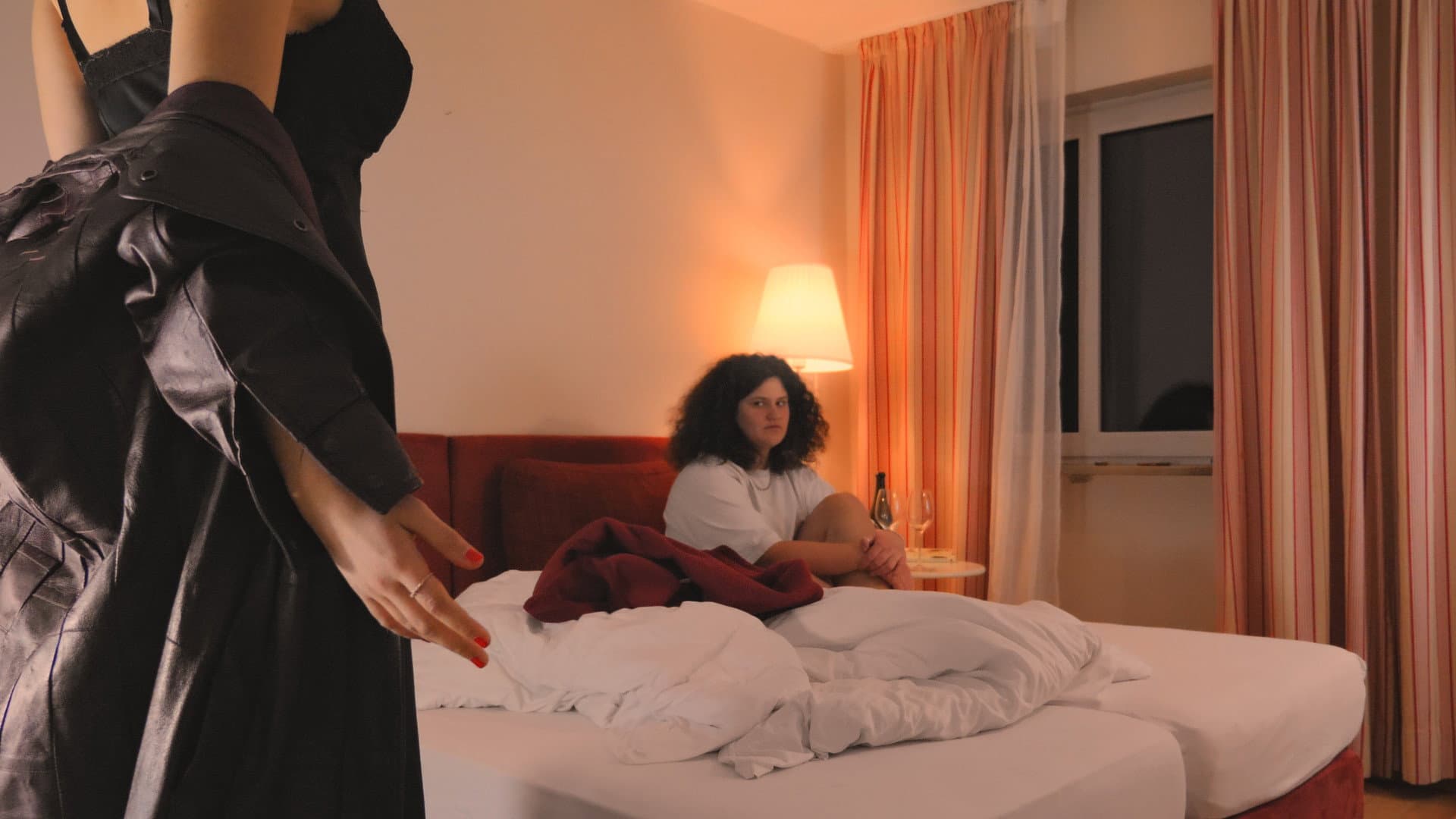 NÄHE