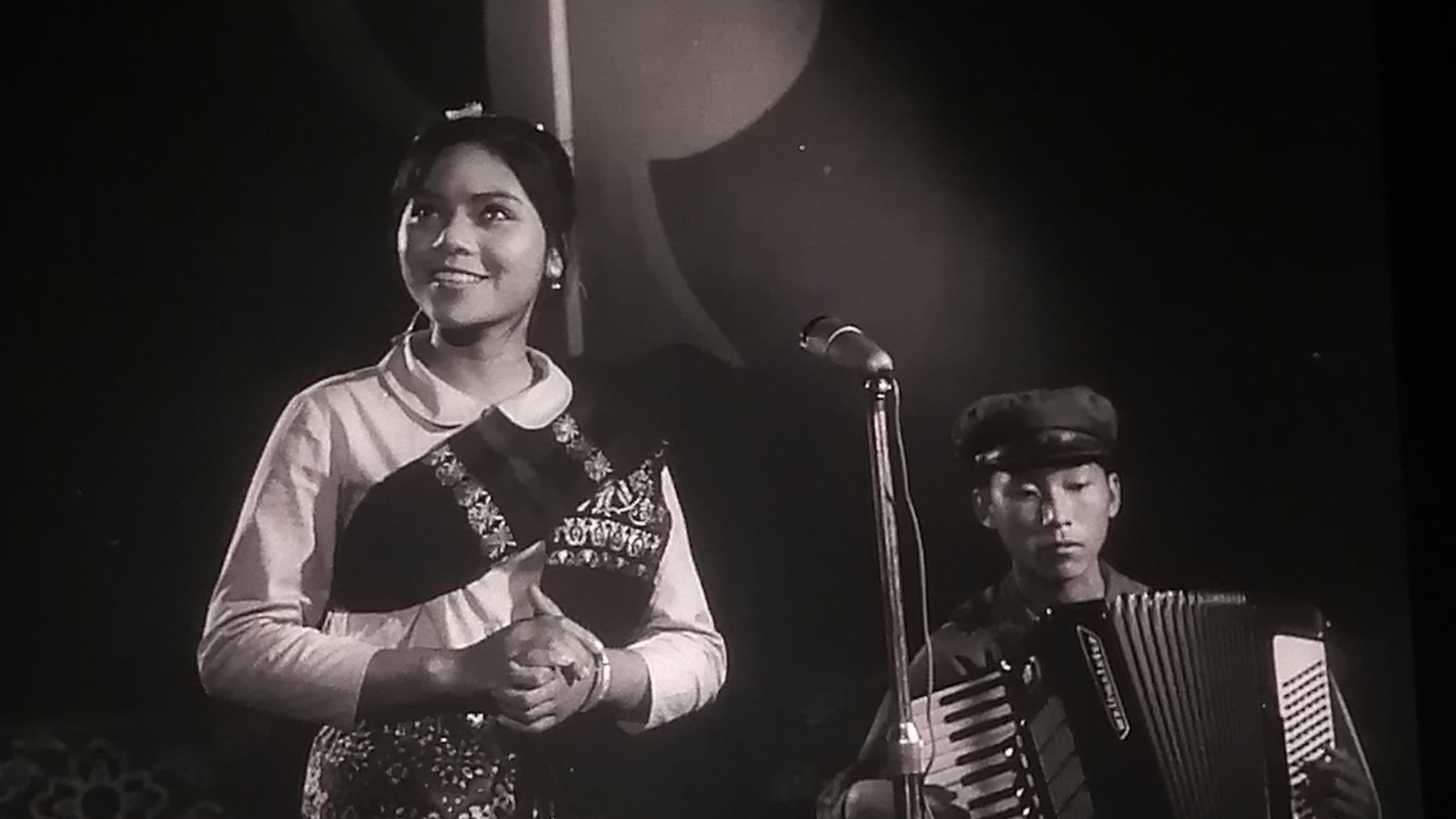 Hai người mẹ