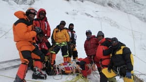 Death Zone: Cleaning Mount Everest — foto 2