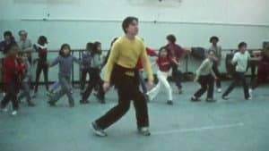 He Makes Me Feel Like Dancin' — foto 1