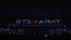 BTS ARMY: FOREVER WE ARE YOUNG — foto 2