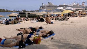 The Last Tourist — foto 1