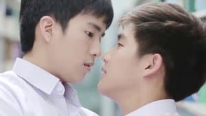 เพื่อนกันไม่ต้องสงสัย — foto 1