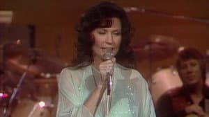 Loretta Lynn - You're Looking at Country — foto 1
