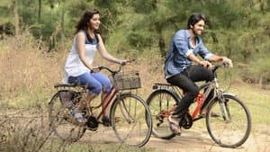ఊహలు గుసగుసలాడే — foto 1