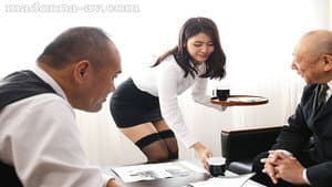 人妻オフィスレディの絶対領域 貞淑妻を襲う、部長の言いなり社内羞恥―。 神宮寺ナオ — foto 2