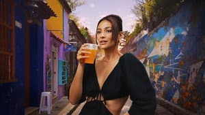 Bebiendo con Shay Mitchell — foto 3