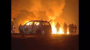 2005, état d'urgence — foto 4