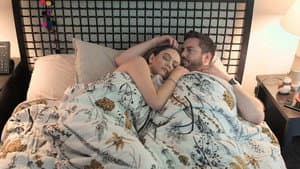 Valentina encuentra a Claudio en la cama con Nora