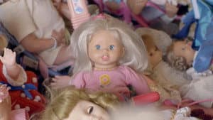 Edith Gibson has 3000 Dolls — foto 3