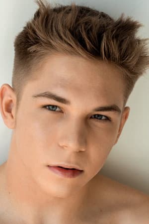 Hugo Carter
