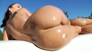 Slutty Brunettes 2 — foto 1