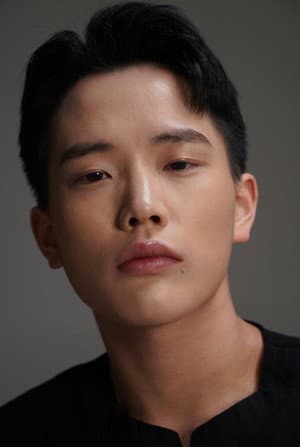 권용근
