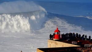 Die perfekte Welle: Big-Wave-Surfen in Portugal — foto 1