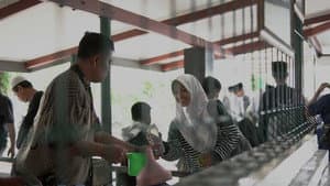 Keajaiban Dalam Pelukan Iman — foto 3