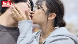 童貞の貴方 と 天性のモテSEX 川越にこ が2人きり、丸2日間、強制的に！相部屋お泊まり会！ — foto 1