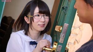 リア充カップルから男を寝取る淫乱むっつり喪女JK — foto 1