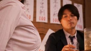 デキる才色兼備の新入社員と絶倫上司が出張先の相部屋ホテルで…朝から晩までひたすら不倫セックスに明け暮れた一夜 三宮つばき — foto 2