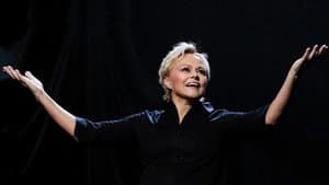 Muriel Robin reprend ses sketchs cultes : Et pof ! — foto 1