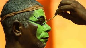 ആളൊരുക്കം — foto 1