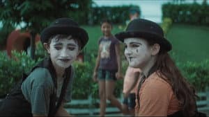 Más que hermanos — foto 1