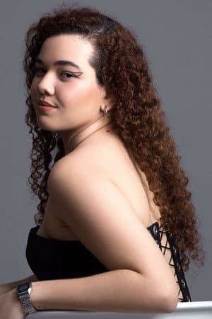 Ana Júlia Colares