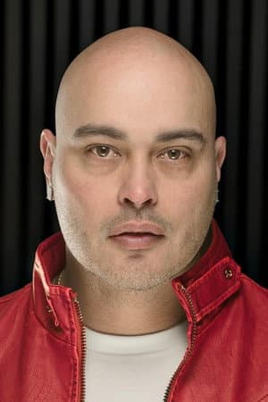 Tony  Bentajado