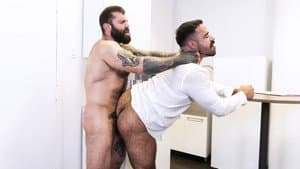 My Boss is A Dick — foto 7