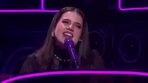 Duelo de voces, bailes y balconeados