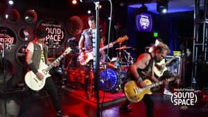 Sum 41 live in the Helpful Honda Sound Space at KROQ, Los Angeles, CA, USA — foto 7