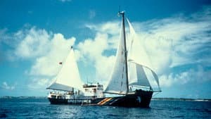Murder in the Pacific — foto 2