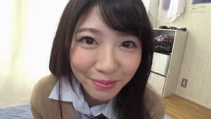 可愛くて甘え上手な妹と 中出しワンルーム性活 有坂深雪 — foto 1