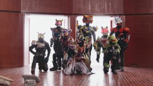 仮面ライダーギーツ 4人のエースと黒狐 — foto 2
