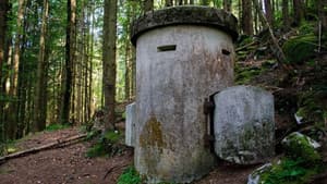 Die geheimen Bunker der DDR und der Schweiz — foto 1