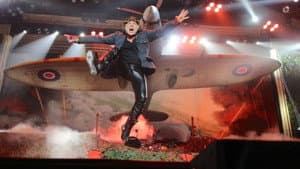 Bruce tout puissant, chanteur d'Iron Maiden — foto 1