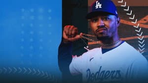 On Base with Mookie Betts — foto 1
