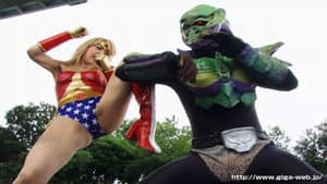 SUPER HEROINE アクションウォーズ 鉄腕美女ダイナウーマン あいかわ優衣 — foto 1