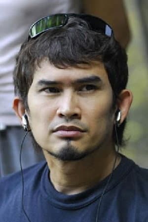 พชร์ อานนท์