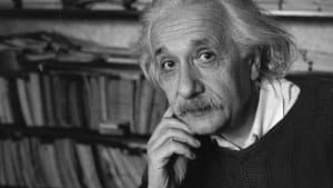 Einstein y la bomba — foto 2