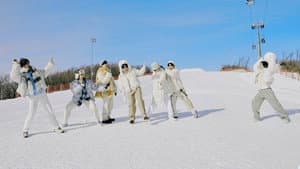 BTS 2021 WINTER PACKAGE in Gangwon — foto 1
