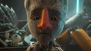 Groot anda husmeando por ahí