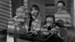 Carry On Spying — foto 11