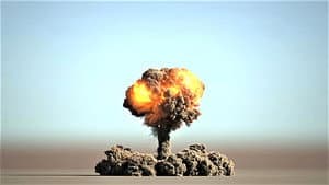 Atomic: History Of The A-Bomb — foto 1