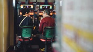 死に損なった男 — foto 5