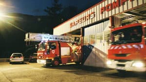 Dans un camion rouge — foto 1