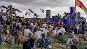 Music, Money, Madness… Jimi Hendrix Live In Maui — foto 1